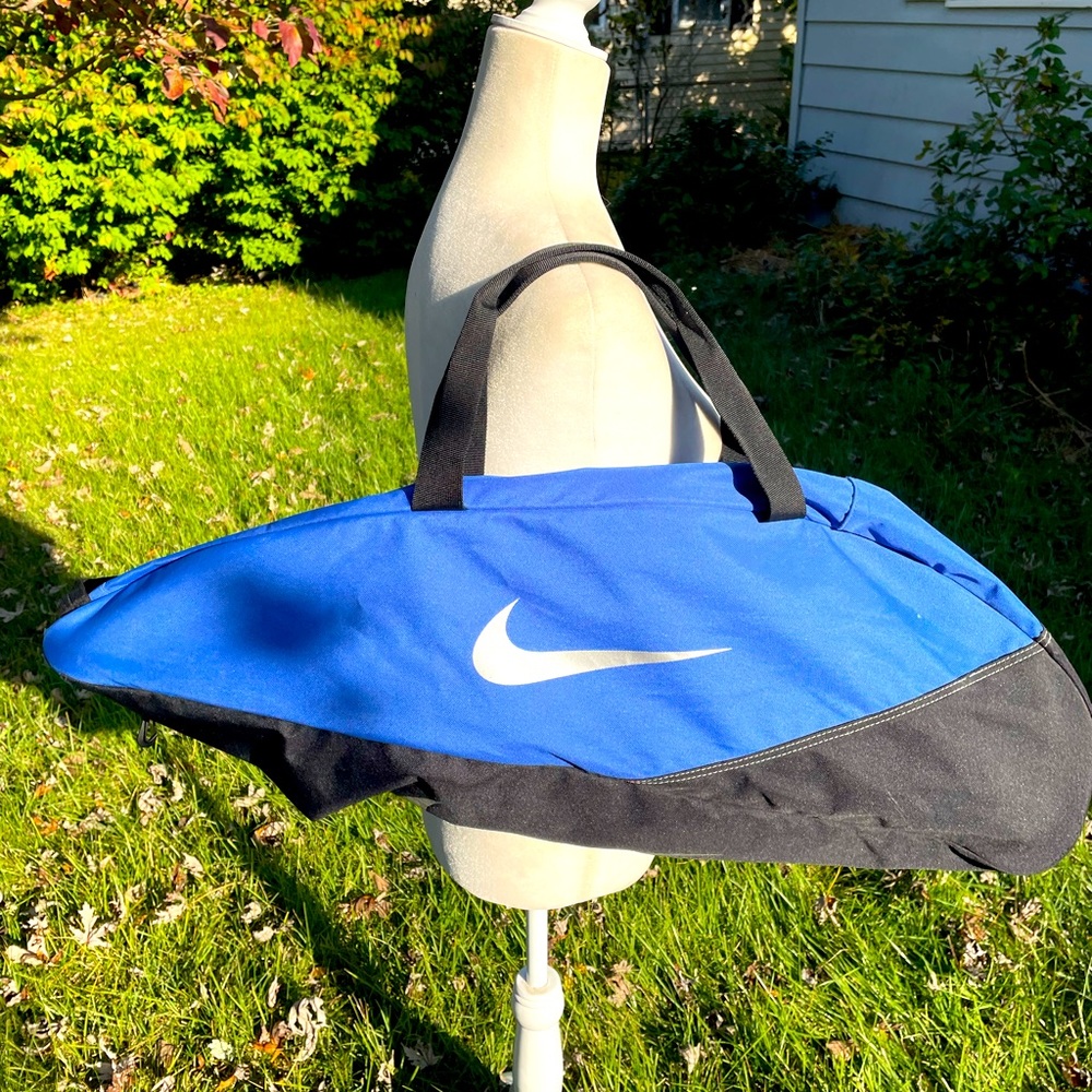 Nike Pouch